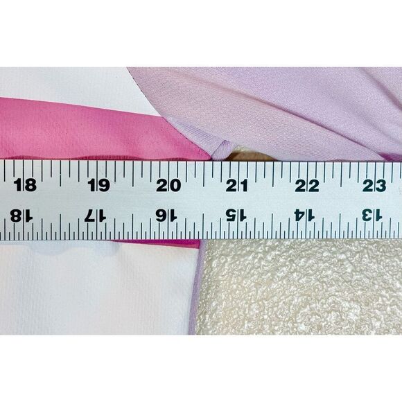 Dragon Ball Z Bulma Pink 97 Jersey - BoxLunch Exclusive Women’s Medium - Picture 14 of 16